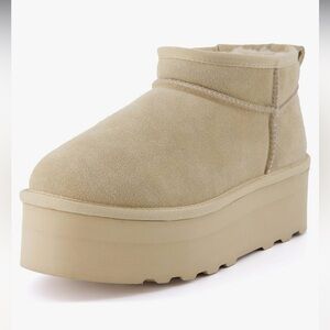 Women’s cushionaire platform boots